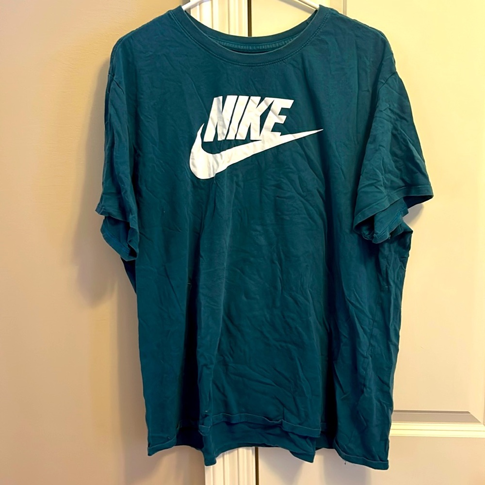 Men’s Nike Tee XXL